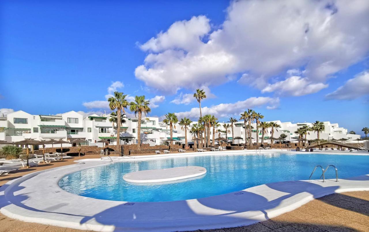 Calypso, Apartamento Completo Con Vistas Al Mar Y A La Piscina En Costa Teguise Eksteriør bilde
